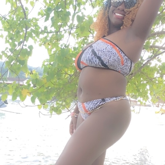 Icon Swim Multi Print One Shoulder Bikini Set - Picture 7 of 7